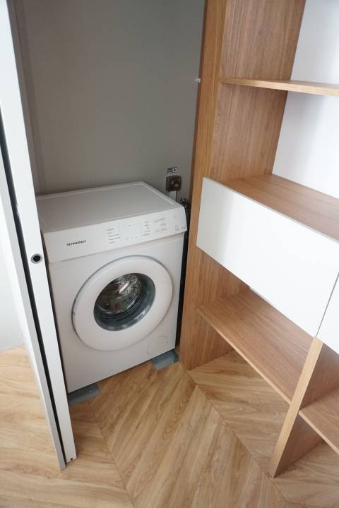 Dressing et machine à laver du mobil home IRM HABITAT Rêve d'été 2022 - 2 chambres