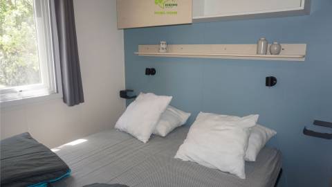 Chambre parents du mobil home IRM Super Mercure Riviera 2020 - 2 chambres