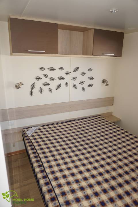 Chambre parentale du mobil home LOUISIANE Tamaris 2012 - 3 chambres