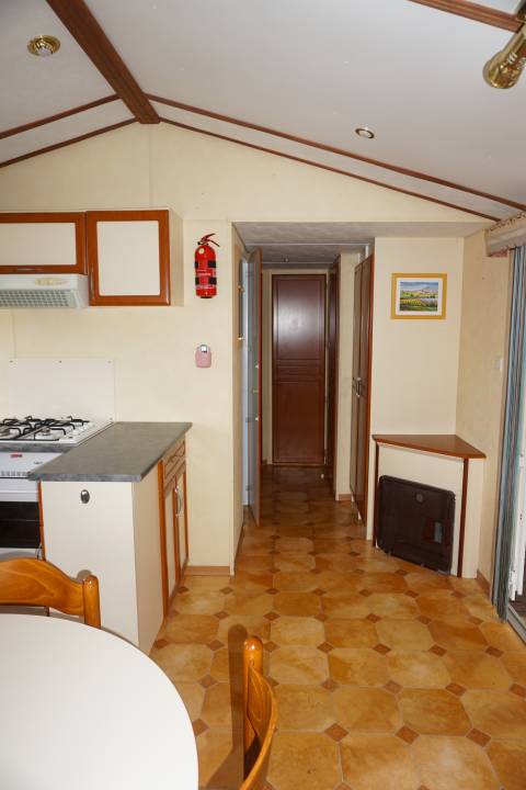 Intérieur du mobil home IRM Calypso 2002 - 2 chambres