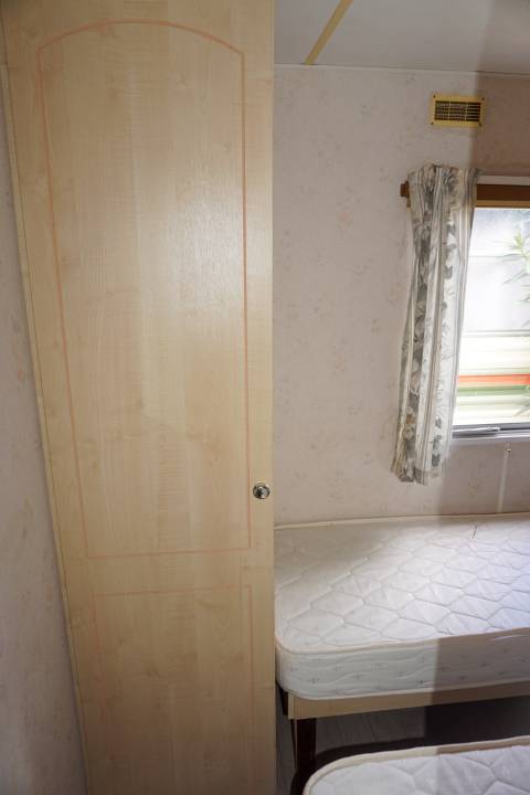 Chambre double du mobil home BK BLUEBIRD Conquest 2003 - 3 chambres