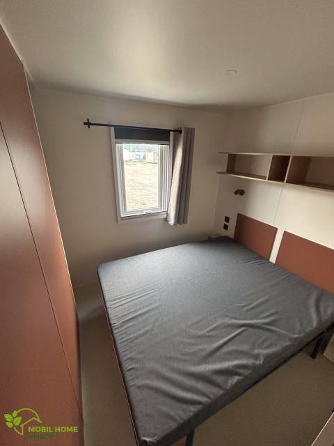 Chambre parentale du mobil home Neuf IRM Super Mercure Riviera 2022 2 chambres