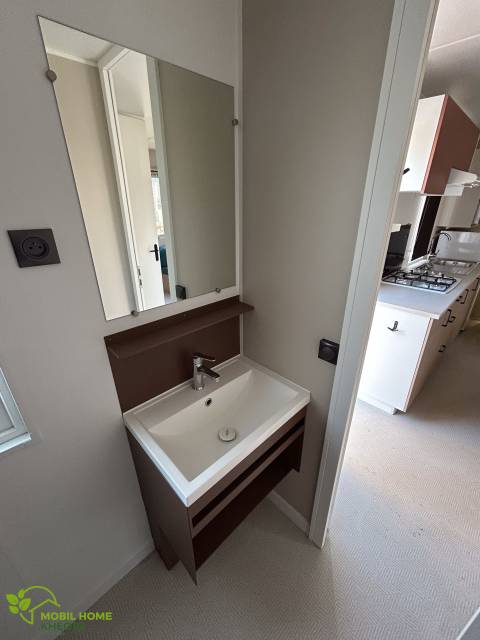 Vasque simple du mobil home IRM Super Mercure 2022 2 chambres